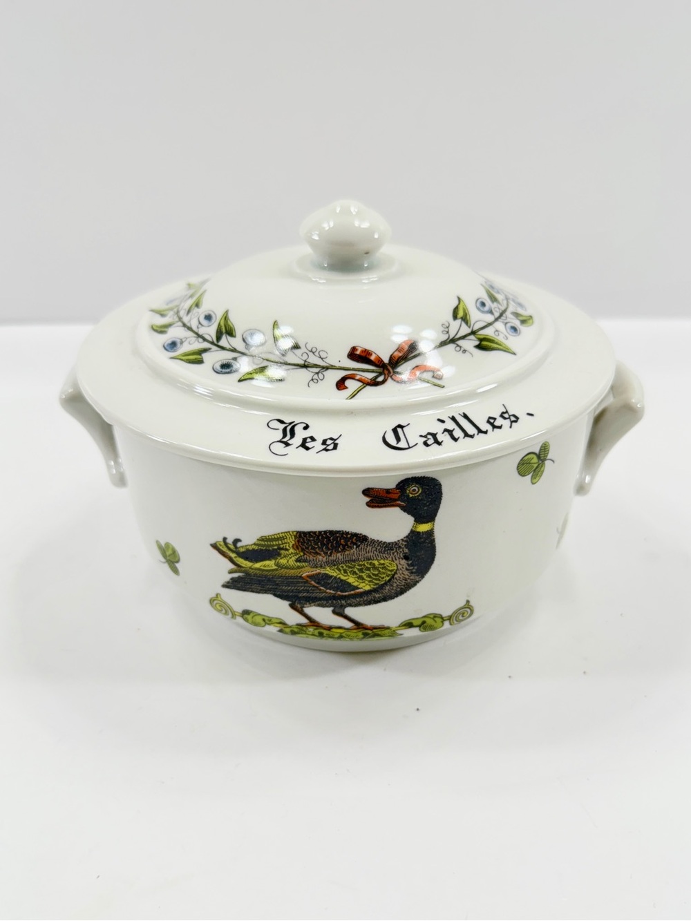 2 Qt Round Covered Casserole Chamordβ PORCELAINE D' AUTEUIL France Discontinued